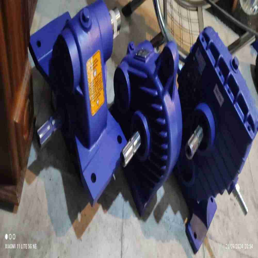 گیربکس پشت تراکتوری